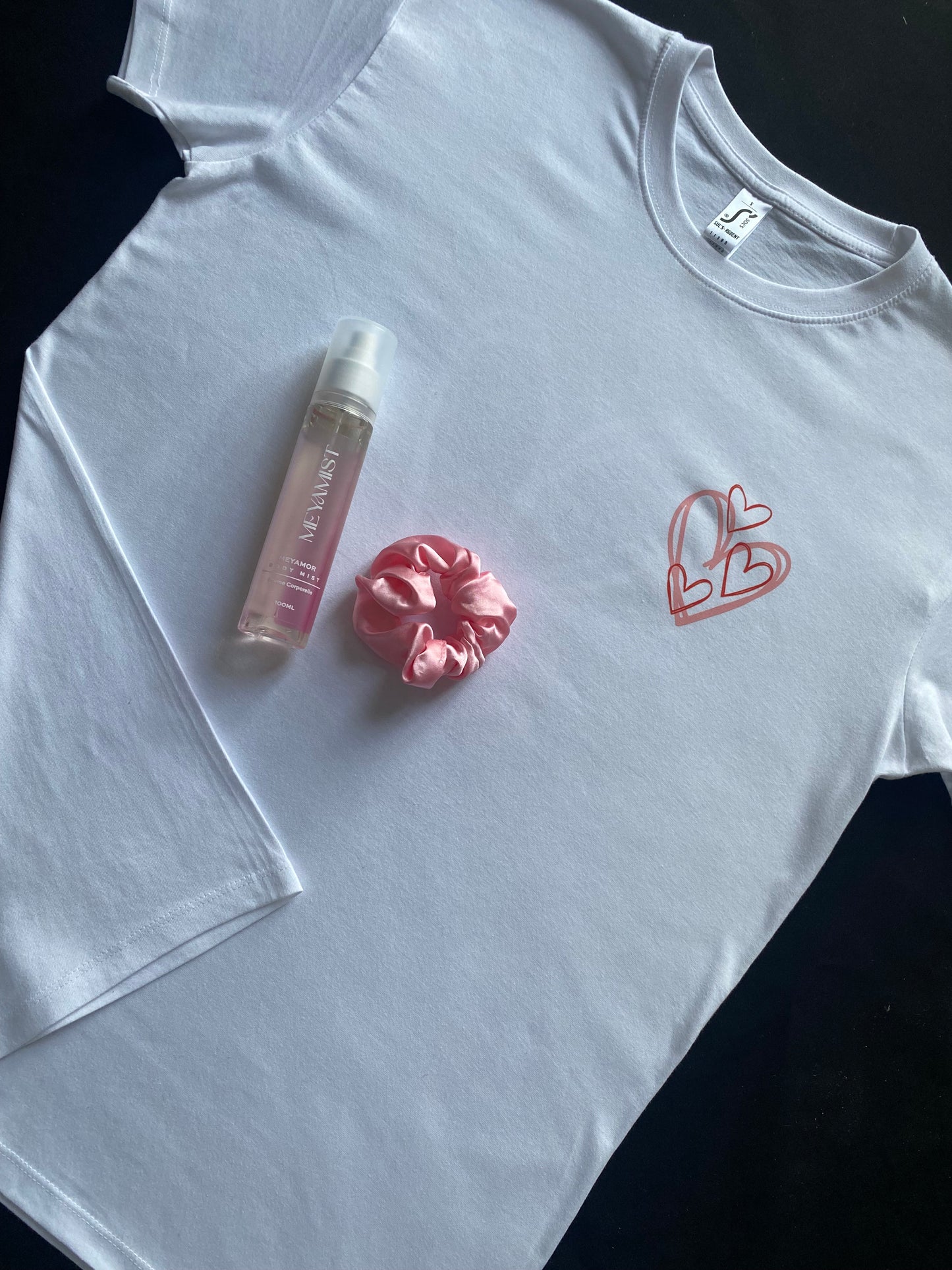 Heart pink